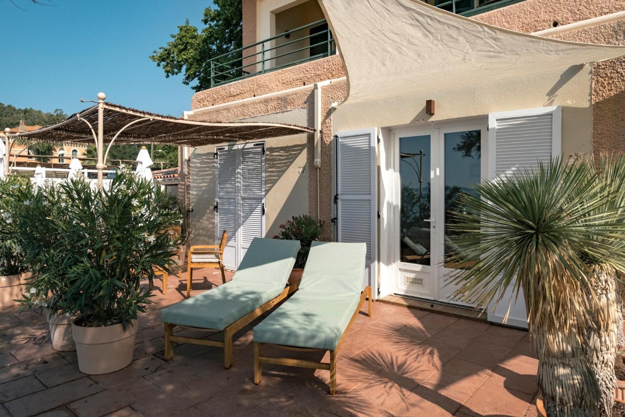 Surplage Hotel Cavaliere Le Lavandou Kültér fotó