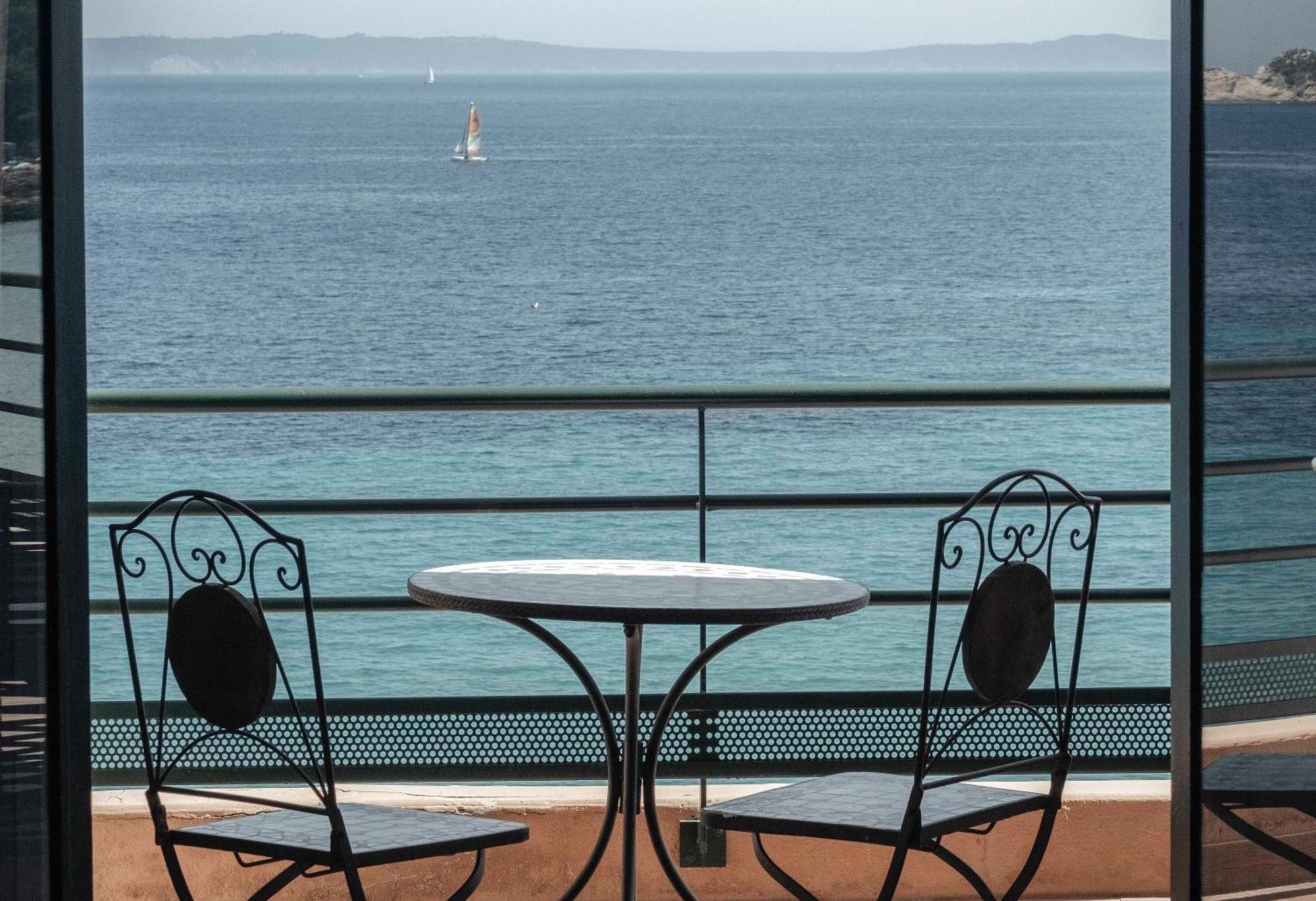 Surplage Hotel Cavaliere Le Lavandou Kültér fotó