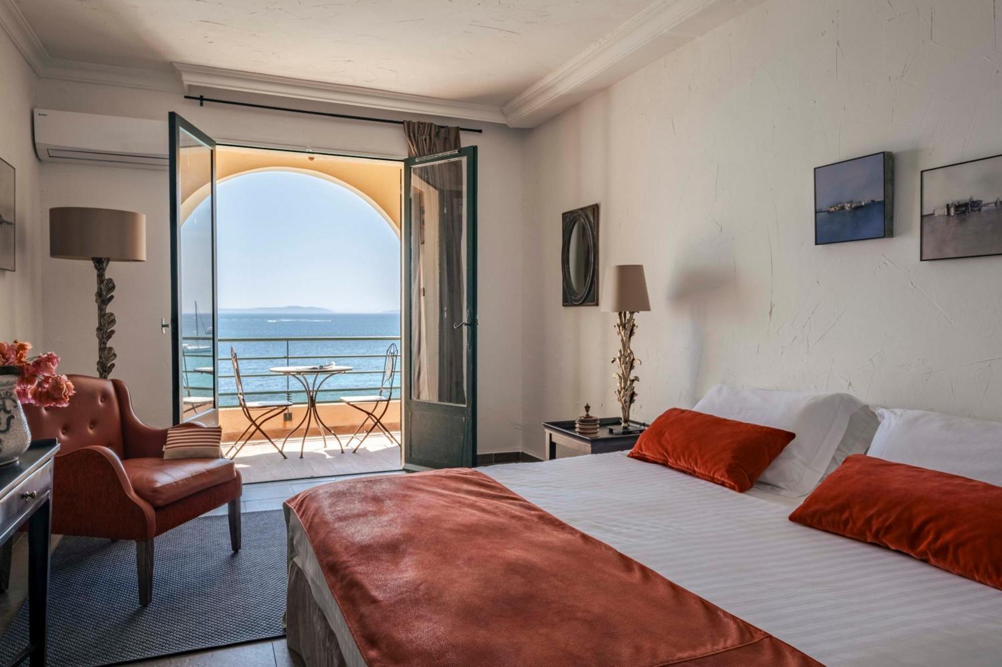 Surplage Hotel Cavaliere Le Lavandou Kültér fotó